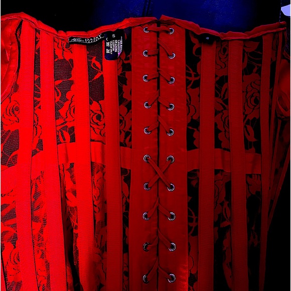 Lavish Red Sheer Lace Over Bust Corset - Picture 5 of 7
